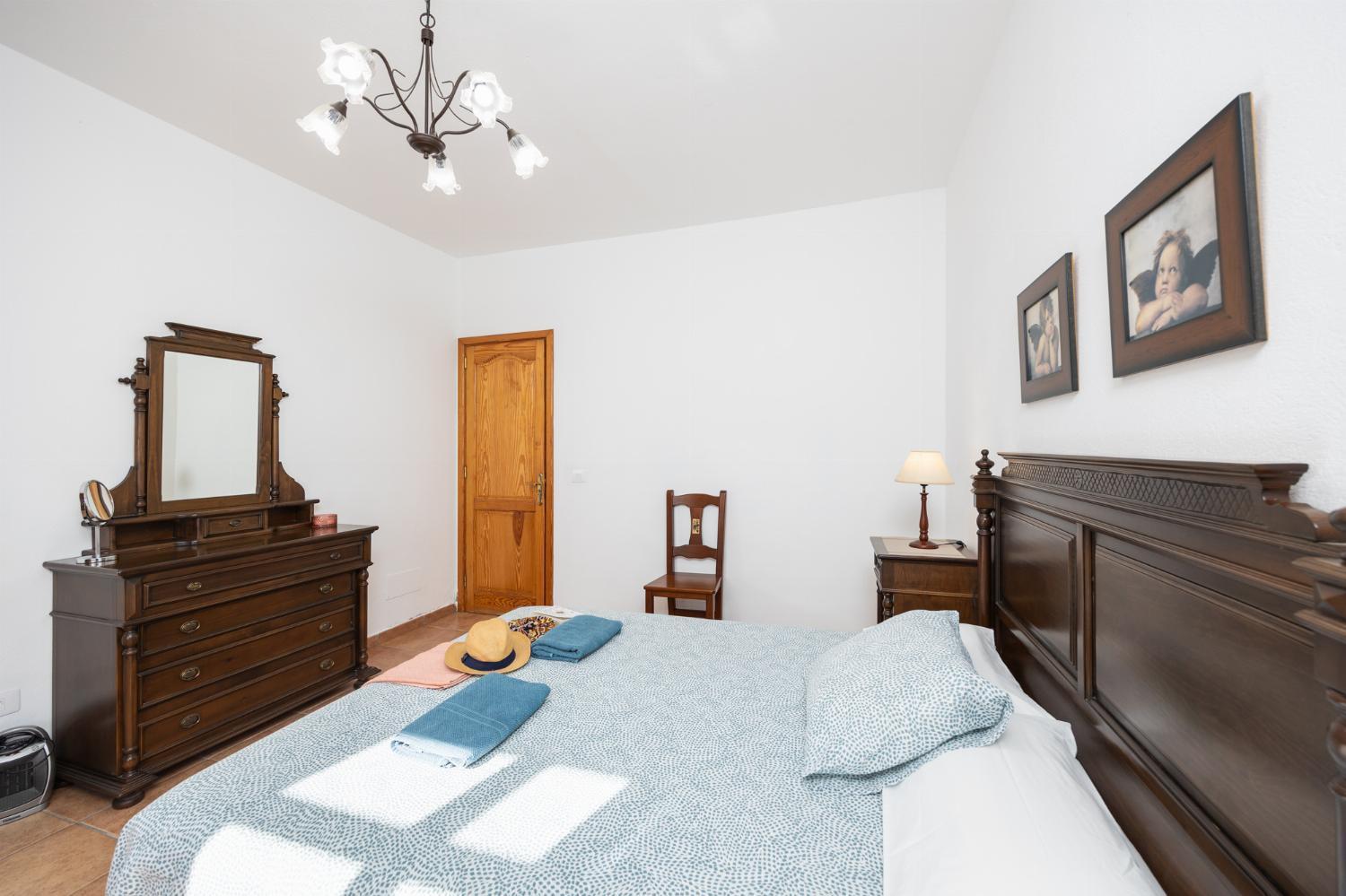 Villa Sol Y Mar Яйса Екстериор снимка